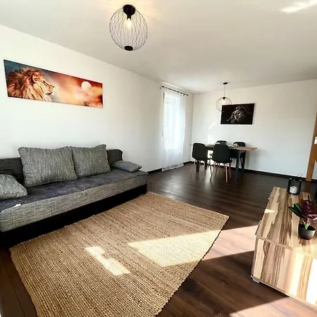 Apartment Am Puls Der Stadt, Inkl Tg-stellplatz & Balkon *
