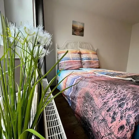 Am Puls Der Stadt, Inkl Tg-stellplatz & Balkon 아파트