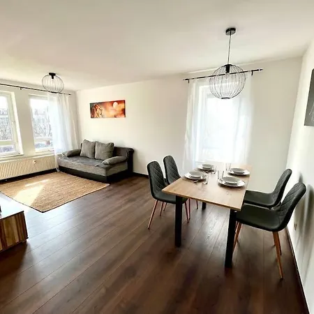 Am Puls Der Stadt, Inkl Tg-stellplatz & Balkon Apartment *